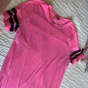 Pink Vs Shirt